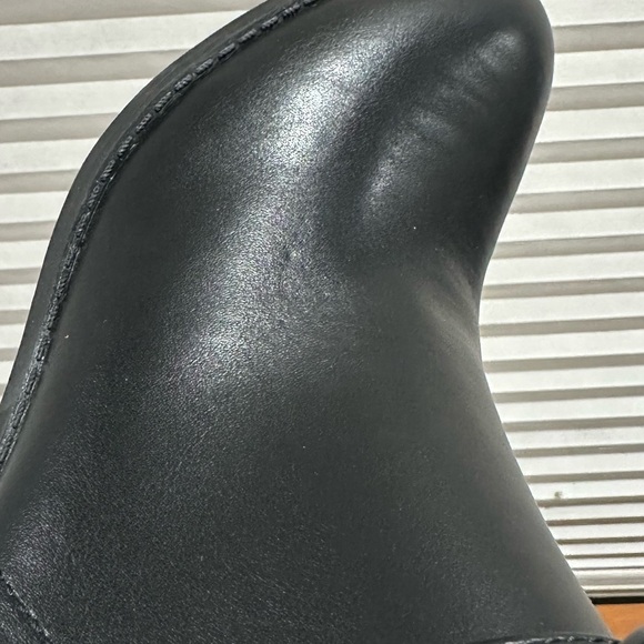 🌸TOMMY HILFIGER🌸 Diyana Faux Leather Ankle Bootie Black Size: 5 - Picture 11 of 15